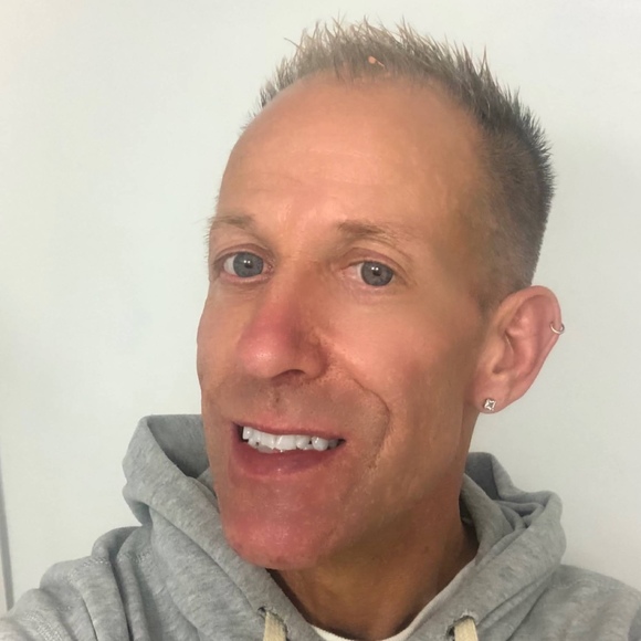 Meet your Posher, Travis - Picture 1 of 1